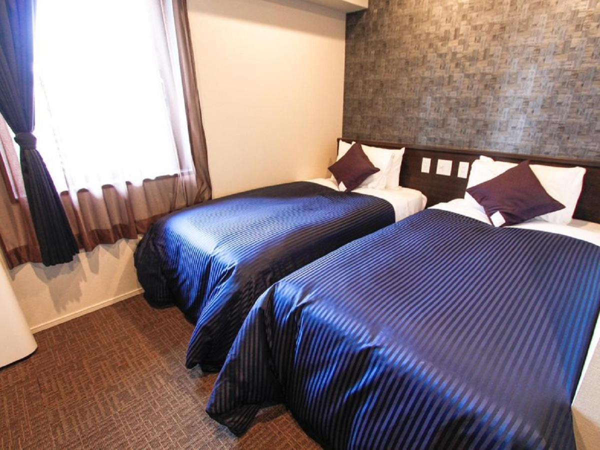 Hotel Livemax Osaka Honmachi Exterior photo